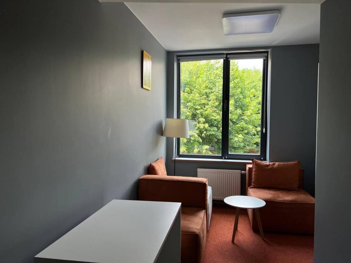 Ucu Inn - Кімнати Для Гостей 利沃夫 外观 照片