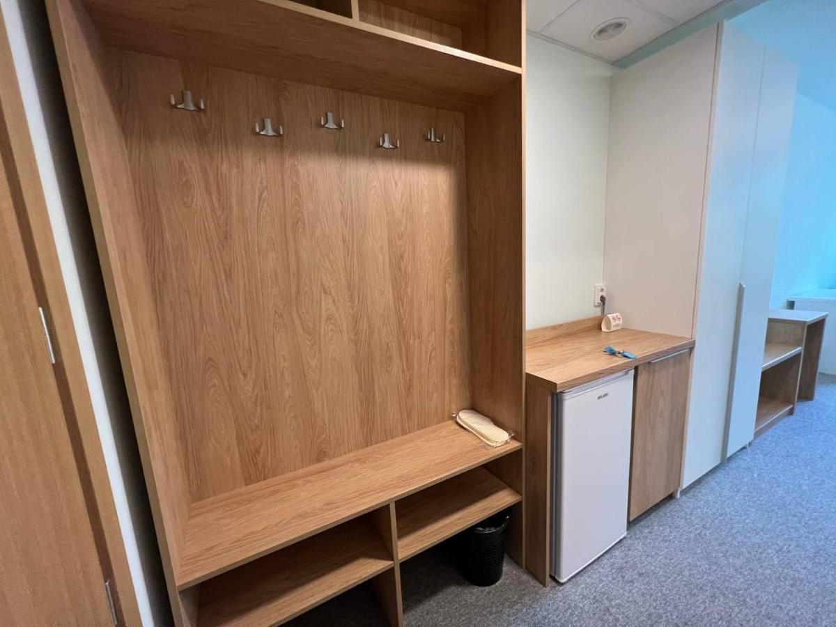 Ucu Inn - Кімнати Для Гостей 利沃夫 外观 照片