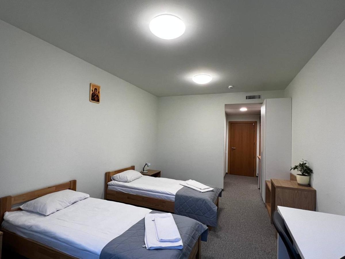 Ucu Inn - Кімнати Для Гостей 利沃夫 外观 照片