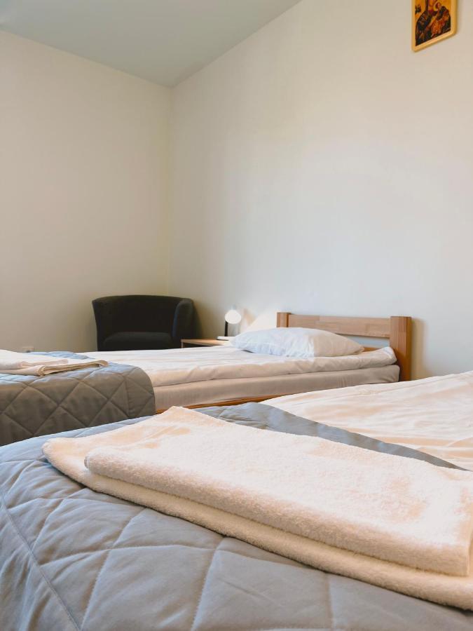 Ucu Inn - Кімнати Для Гостей 利沃夫 外观 照片